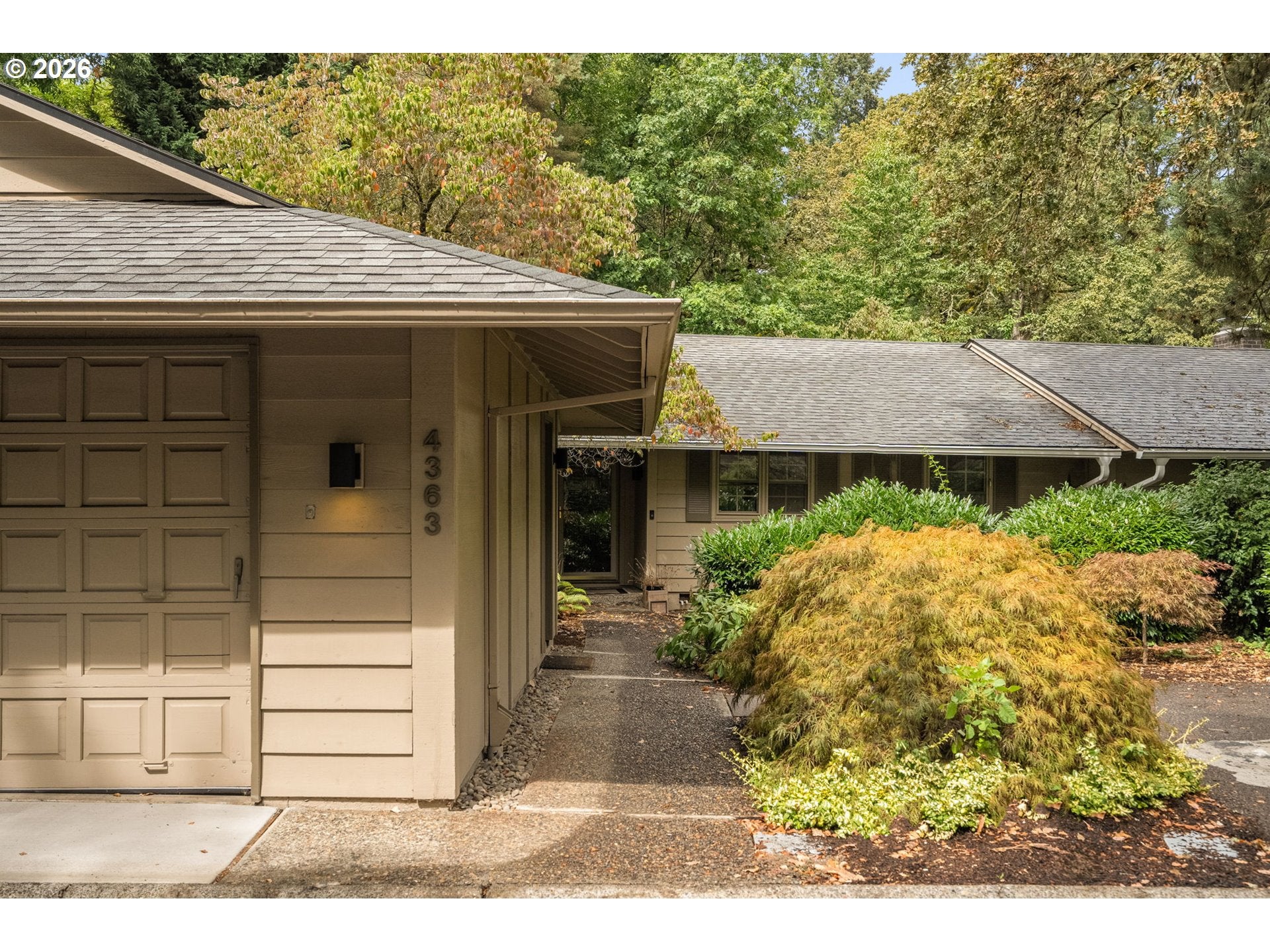 4363 WOODSIDE CIR