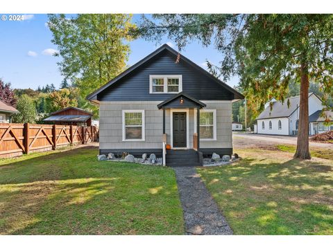 A home in Winlock