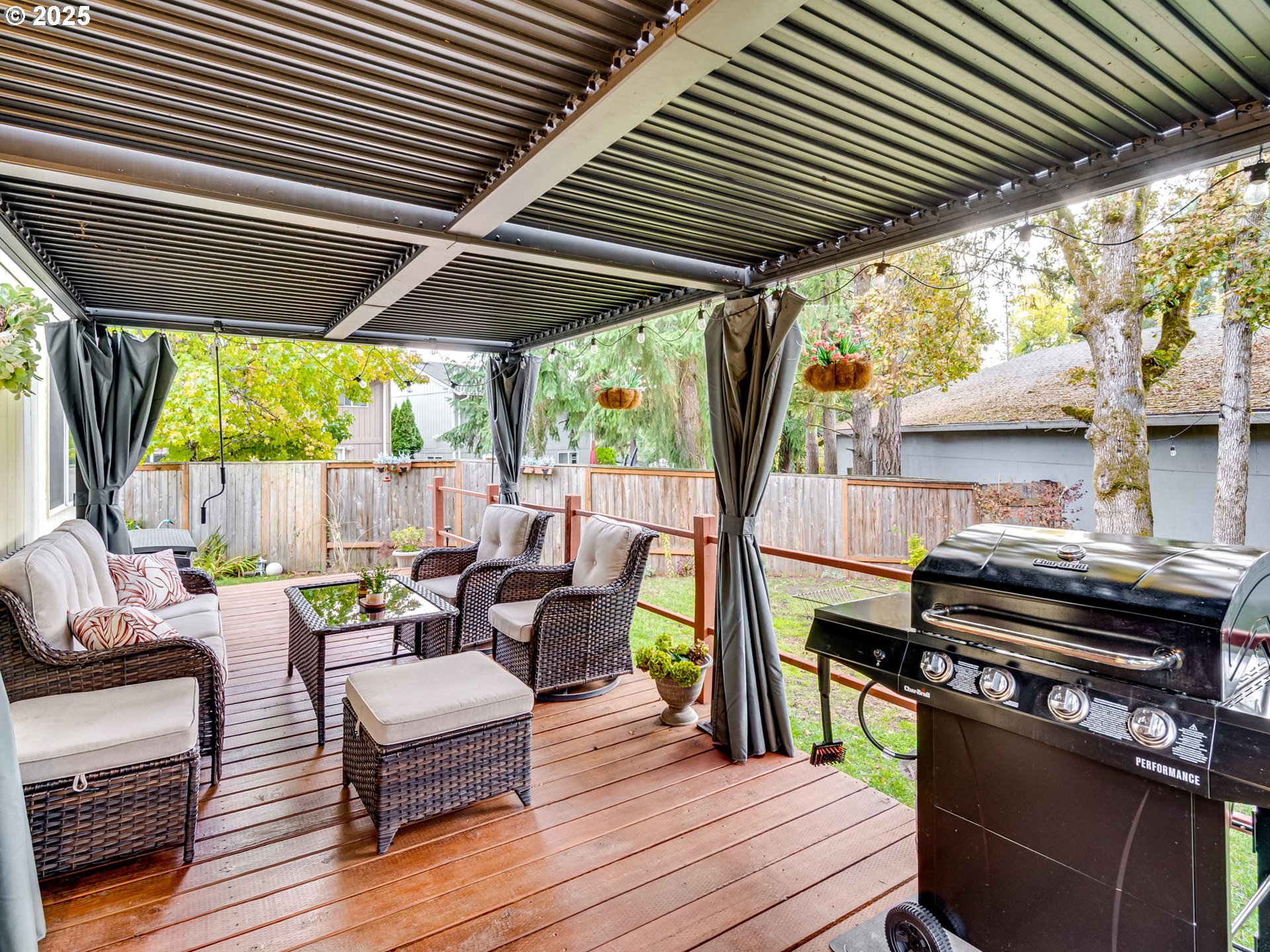 Hillsboro, Oregon 97123, United States, 4 Bedrooms Bedrooms, ,3 BathroomsBathrooms,Residential,Active,234040