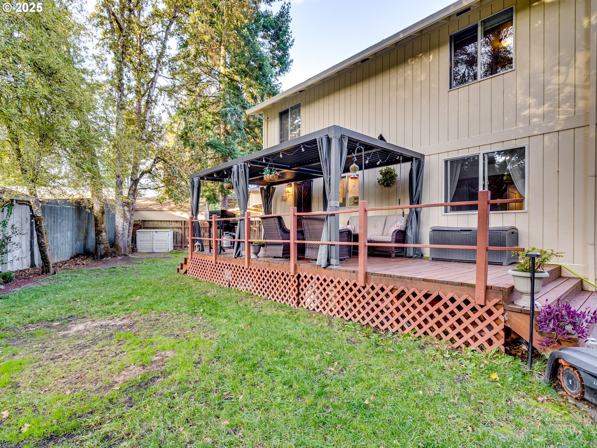 Hillsboro, Oregon 97123, United States, 4 Bedrooms Bedrooms, ,3 BathroomsBathrooms,Residential,Active,234040