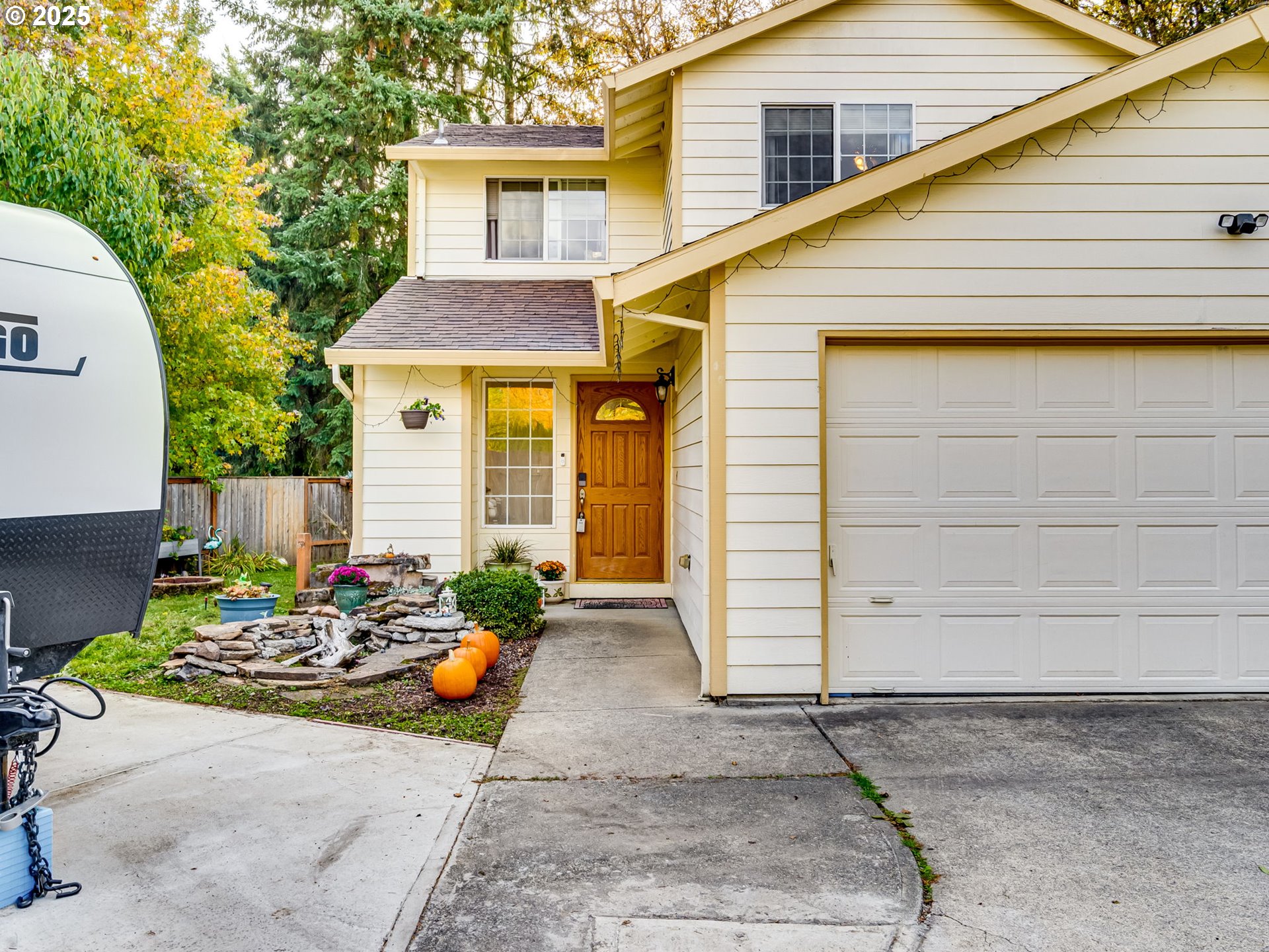 Hillsboro, Oregon 97123, United States, 4 Bedrooms Bedrooms, ,3 BathroomsBathrooms,Residential,Active,234040