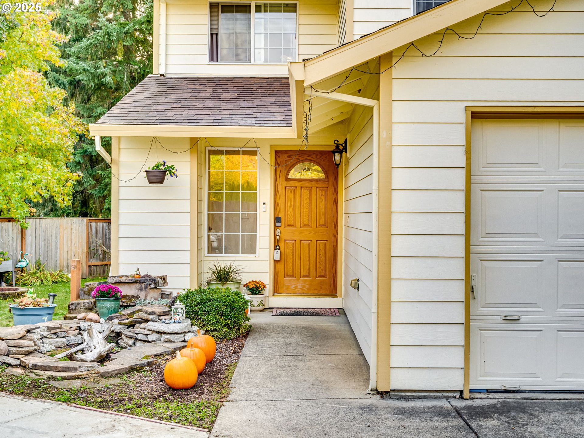 Hillsboro, Oregon 97123, United States, 4 Bedrooms Bedrooms, ,3 BathroomsBathrooms,Residential,Active,234040