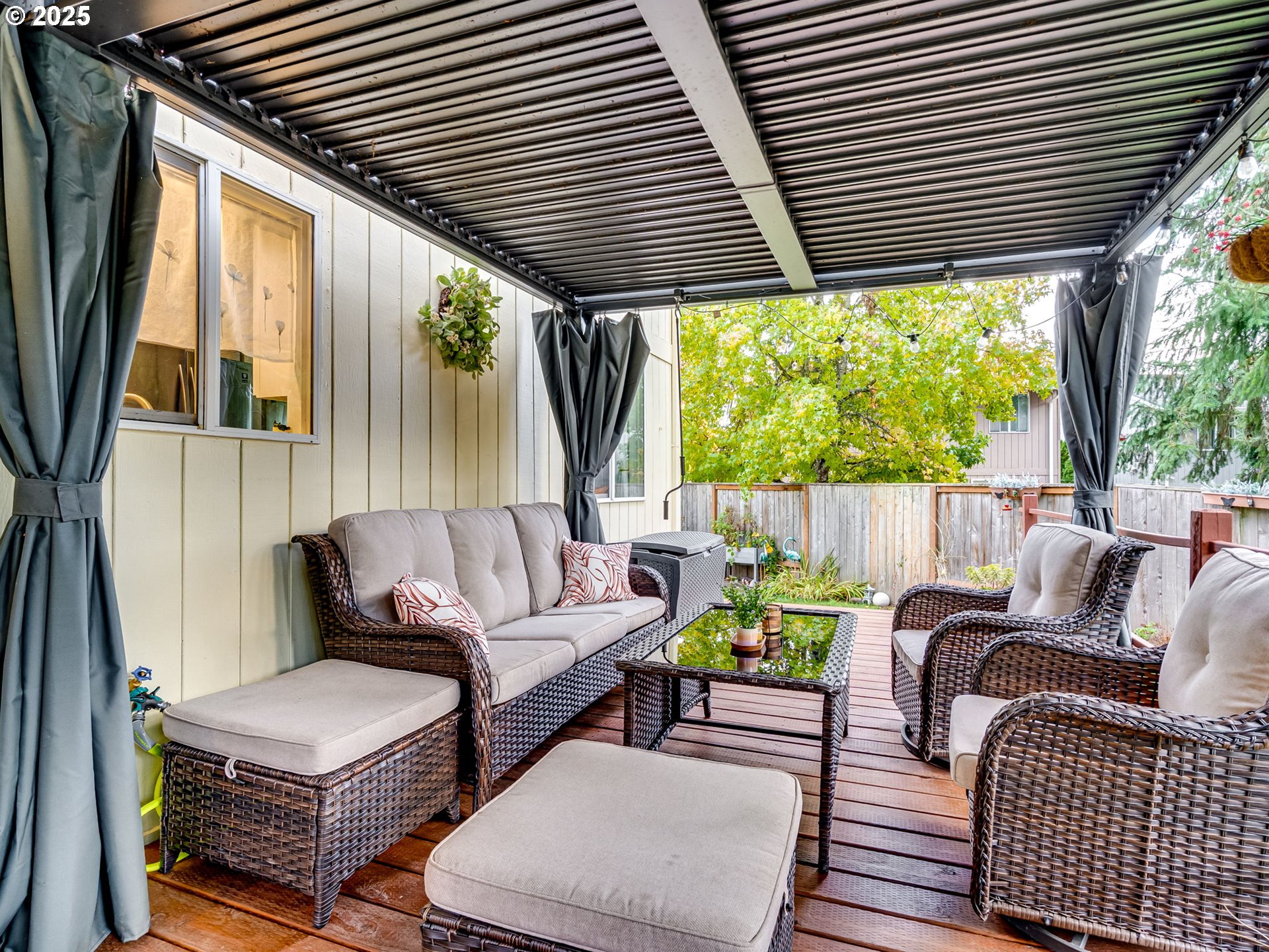 Hillsboro, Oregon 97123, United States, 4 Bedrooms Bedrooms, ,3 BathroomsBathrooms,Residential,Active,234040