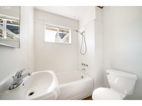 Tiny photo for 38542 Dexter Rd, Dexter, OR 97431 (MLS # 261032994)