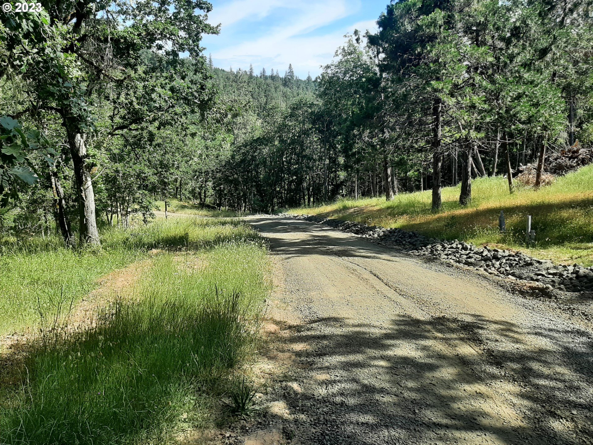 625 PANORAMA LN