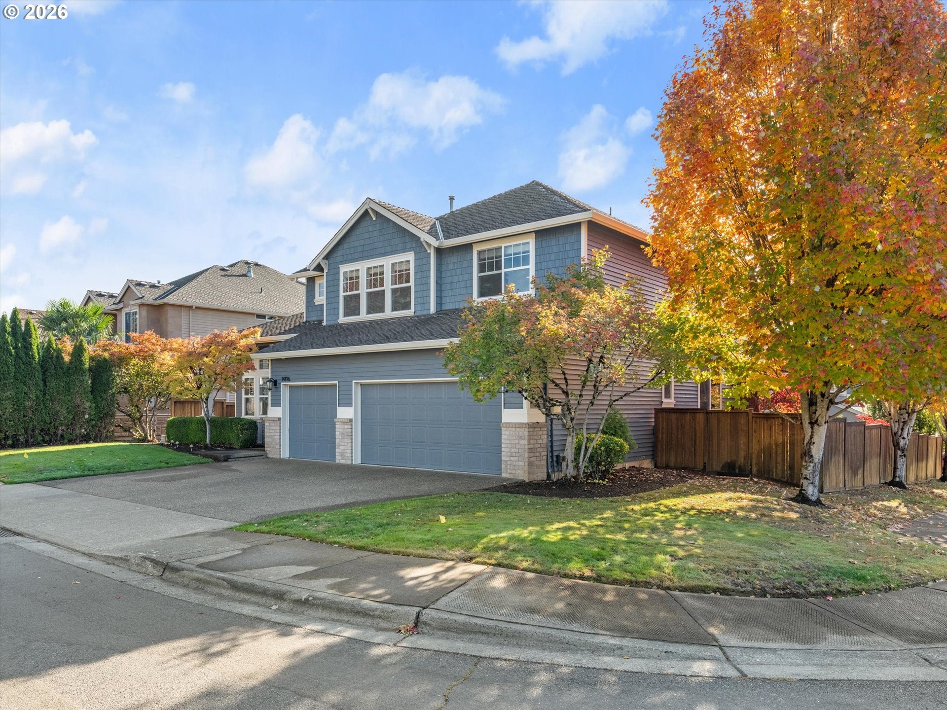 14196 NW LAKEVIEW DR