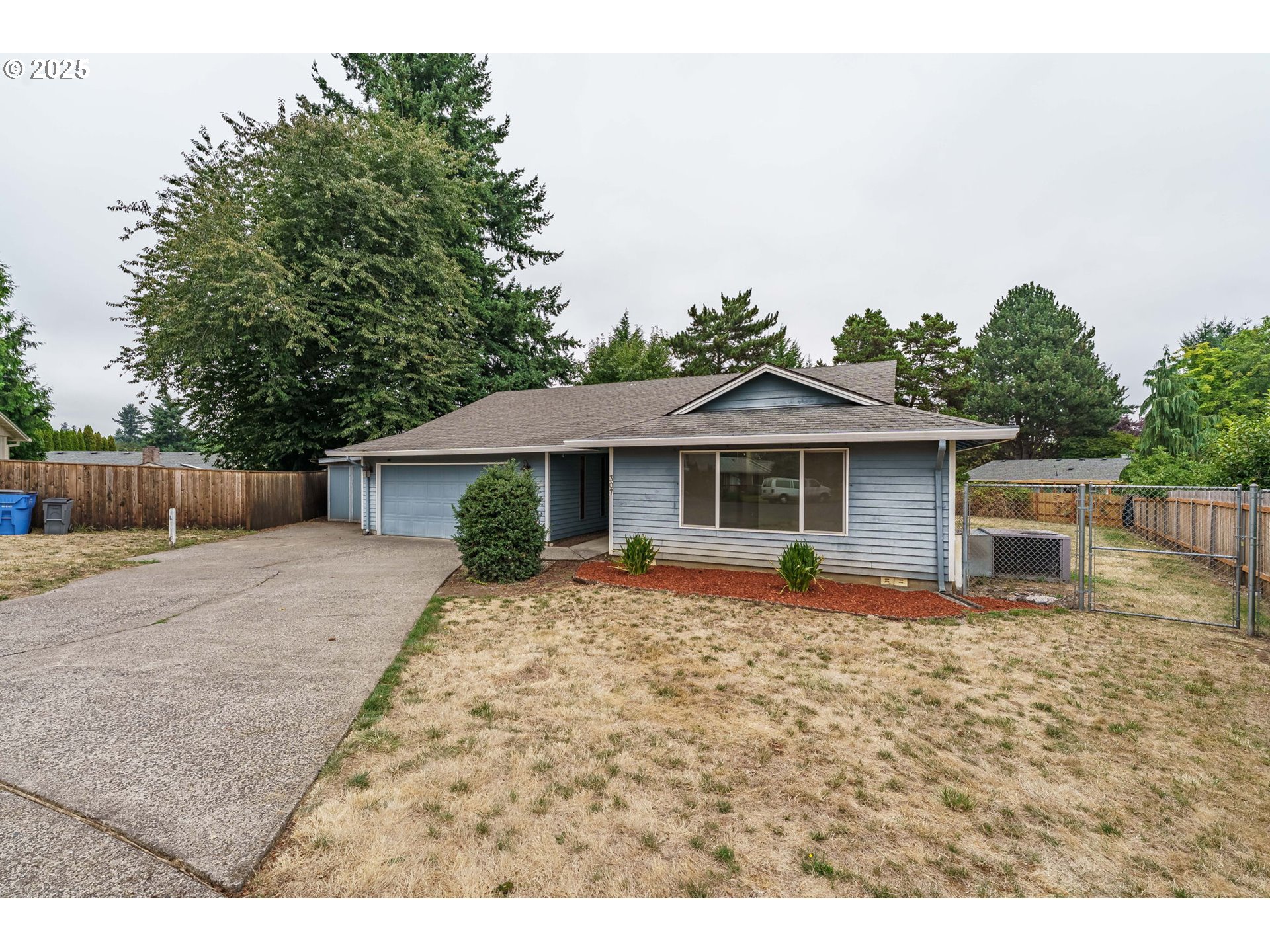 307 SE 153RD CT