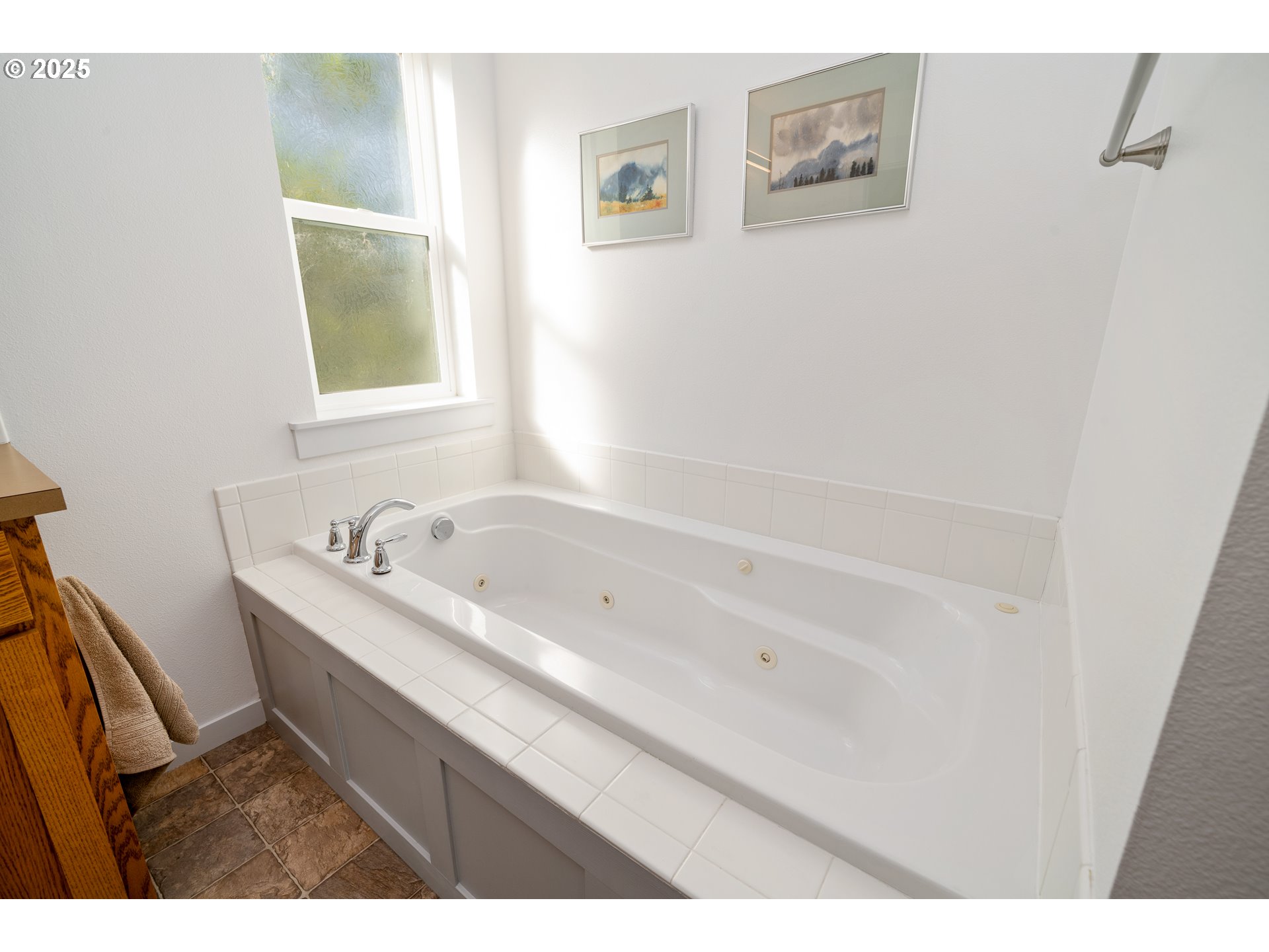 Rockaway Beach, Oregon 97136, United States, 3 Bedrooms Bedrooms, ,3 BathroomsBathrooms,Residential,Pending,229292