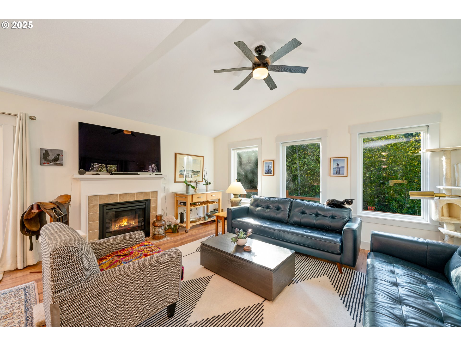 Rockaway Beach, Oregon 97136, United States, 3 Bedrooms Bedrooms, ,3 BathroomsBathrooms,Residential,Pending,229292