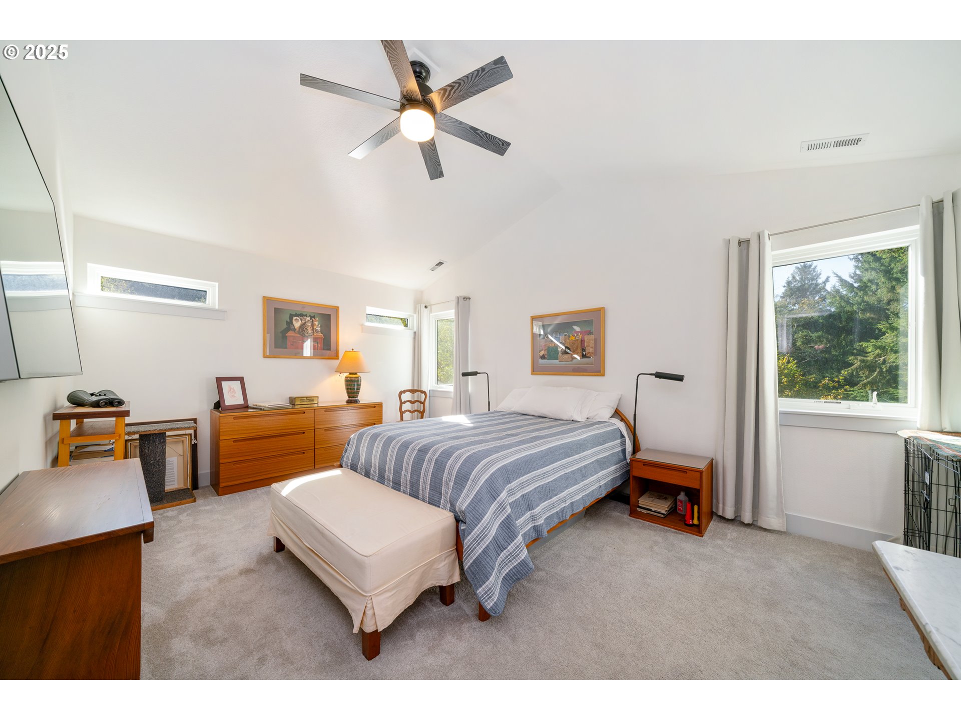 Rockaway Beach, Oregon 97136, United States, 3 Bedrooms Bedrooms, ,3 BathroomsBathrooms,Residential,Pending,229292