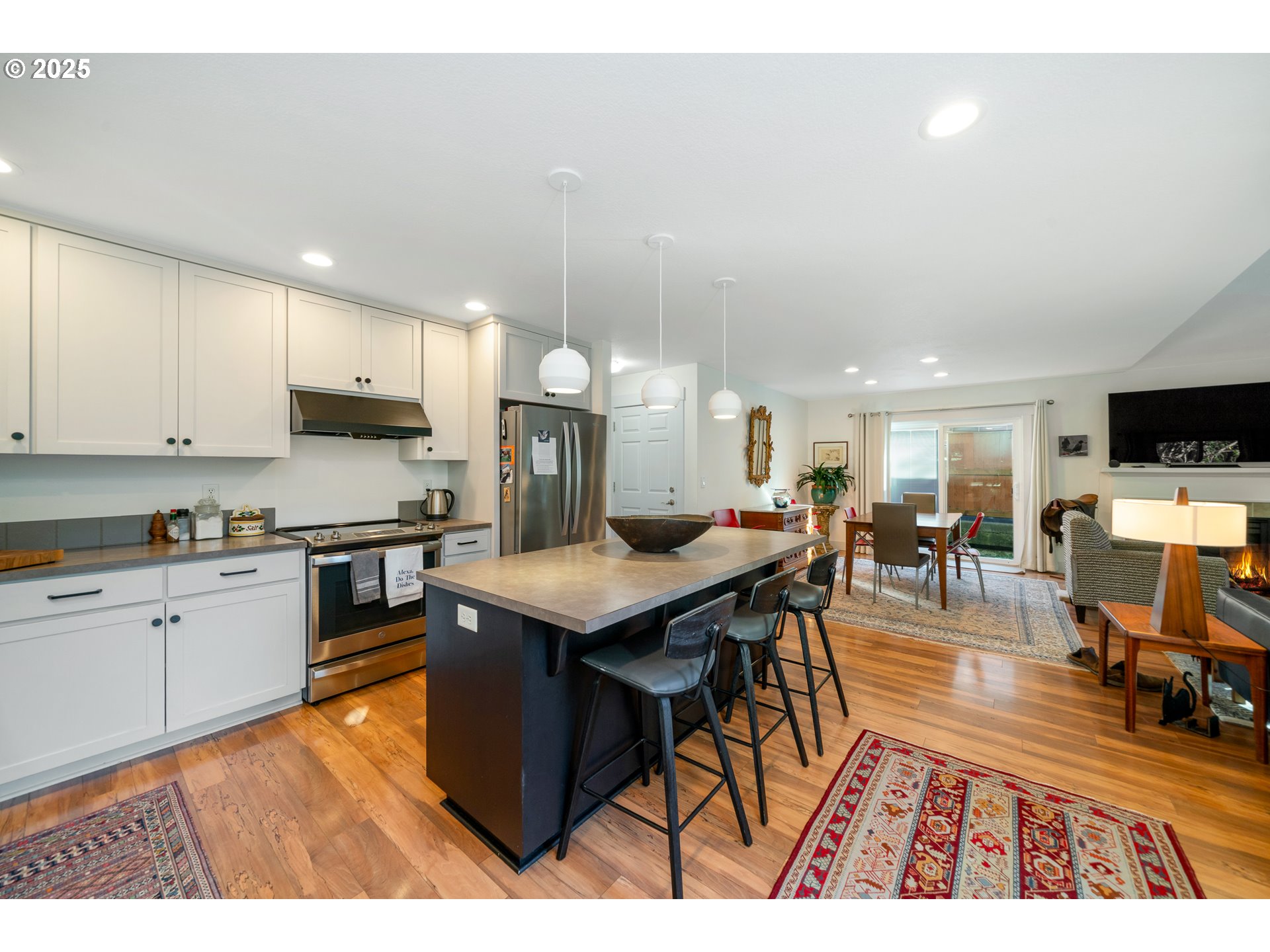 Rockaway Beach, Oregon 97136, United States, 3 Bedrooms Bedrooms, ,3 BathroomsBathrooms,Residential,Pending,229292