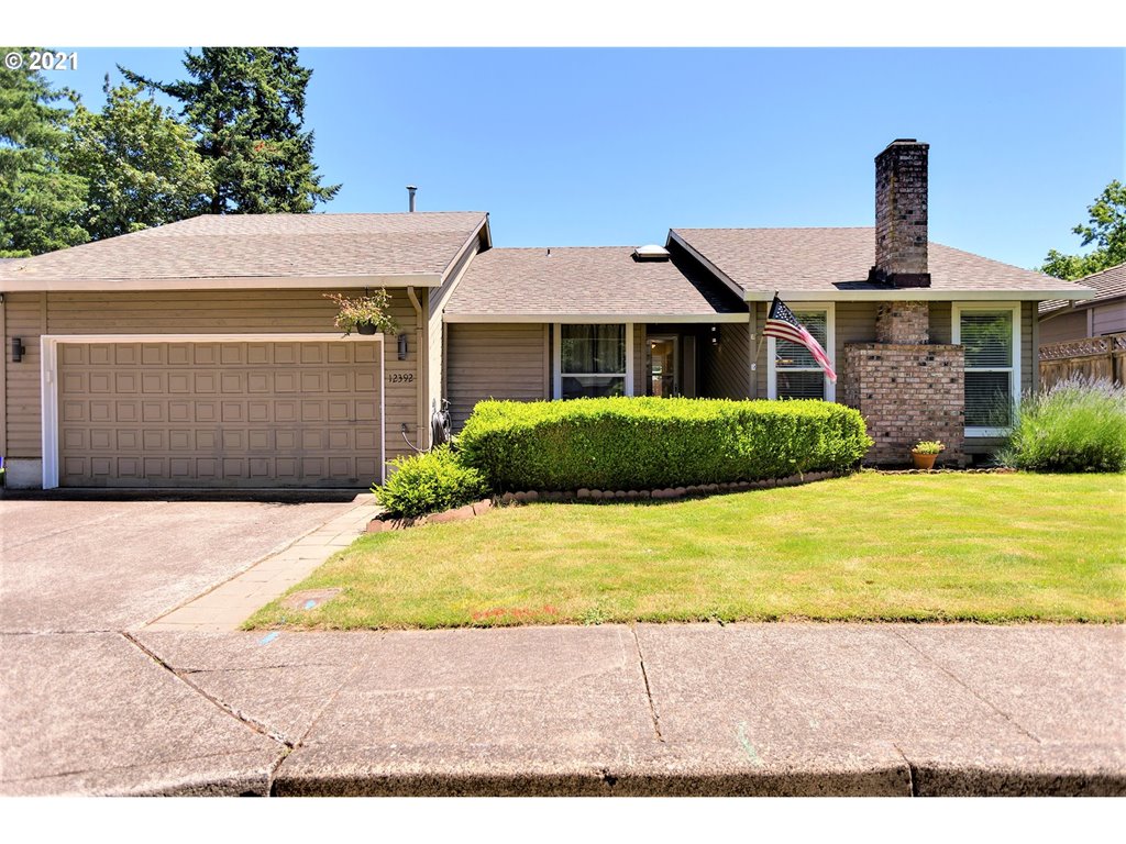 Photo 1 of 28 — 12392 SE 43RD AVE, Milwaukie, OR 97222
