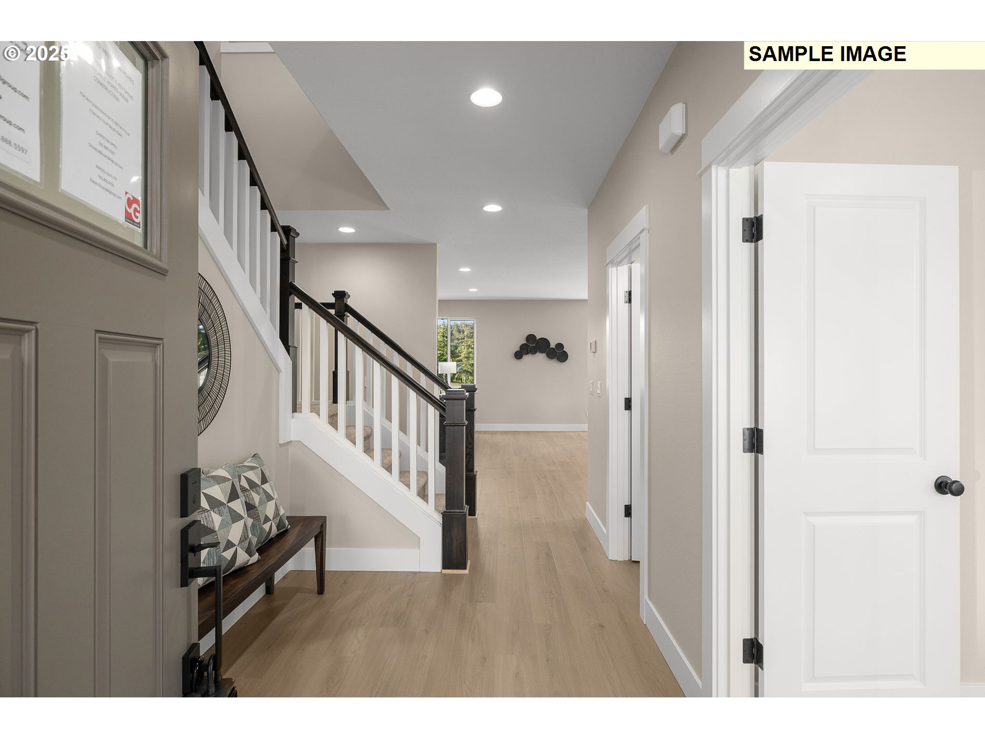 Beaverton, Oregon 97006, United States, 4 Bedrooms Bedrooms, ,3 BathroomsBathrooms,Residential,Active,123775