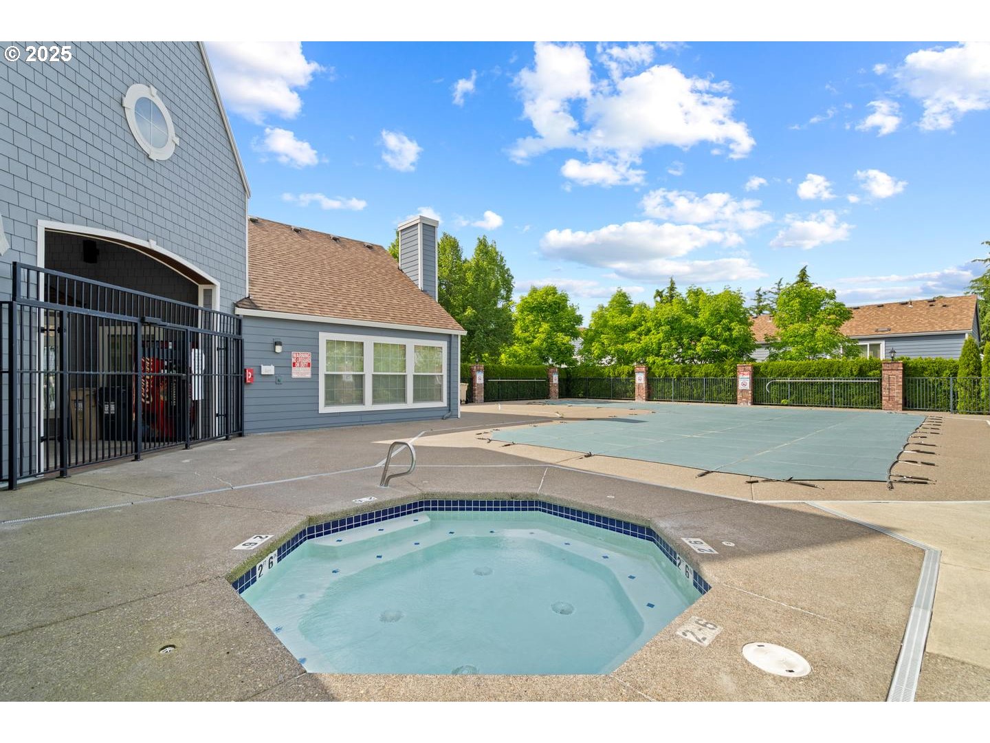 7143 SW SAGERT ST 104