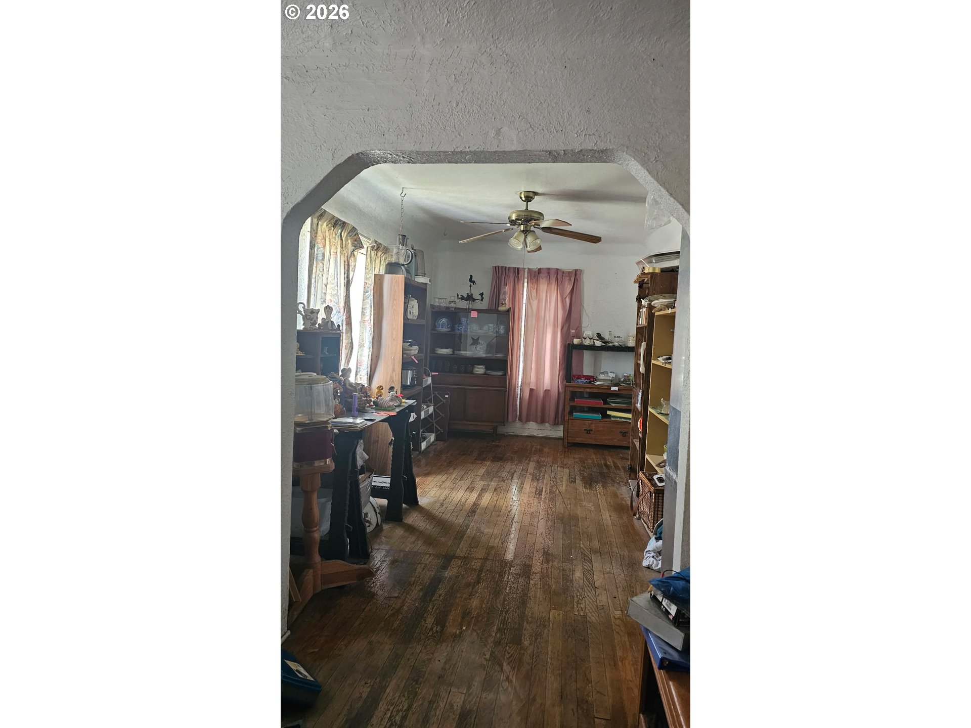 105 2ND ST