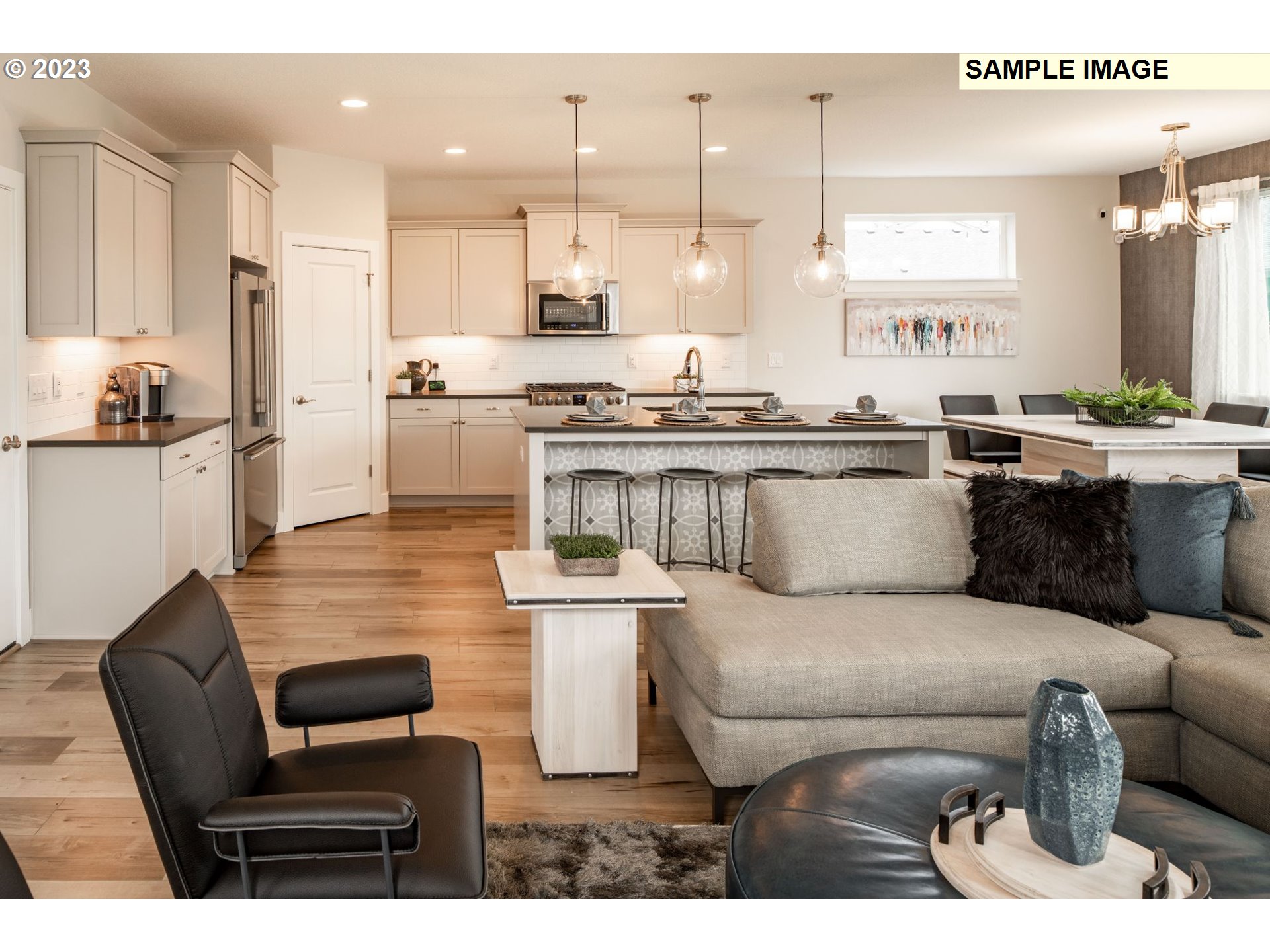 2013 Fairway DR