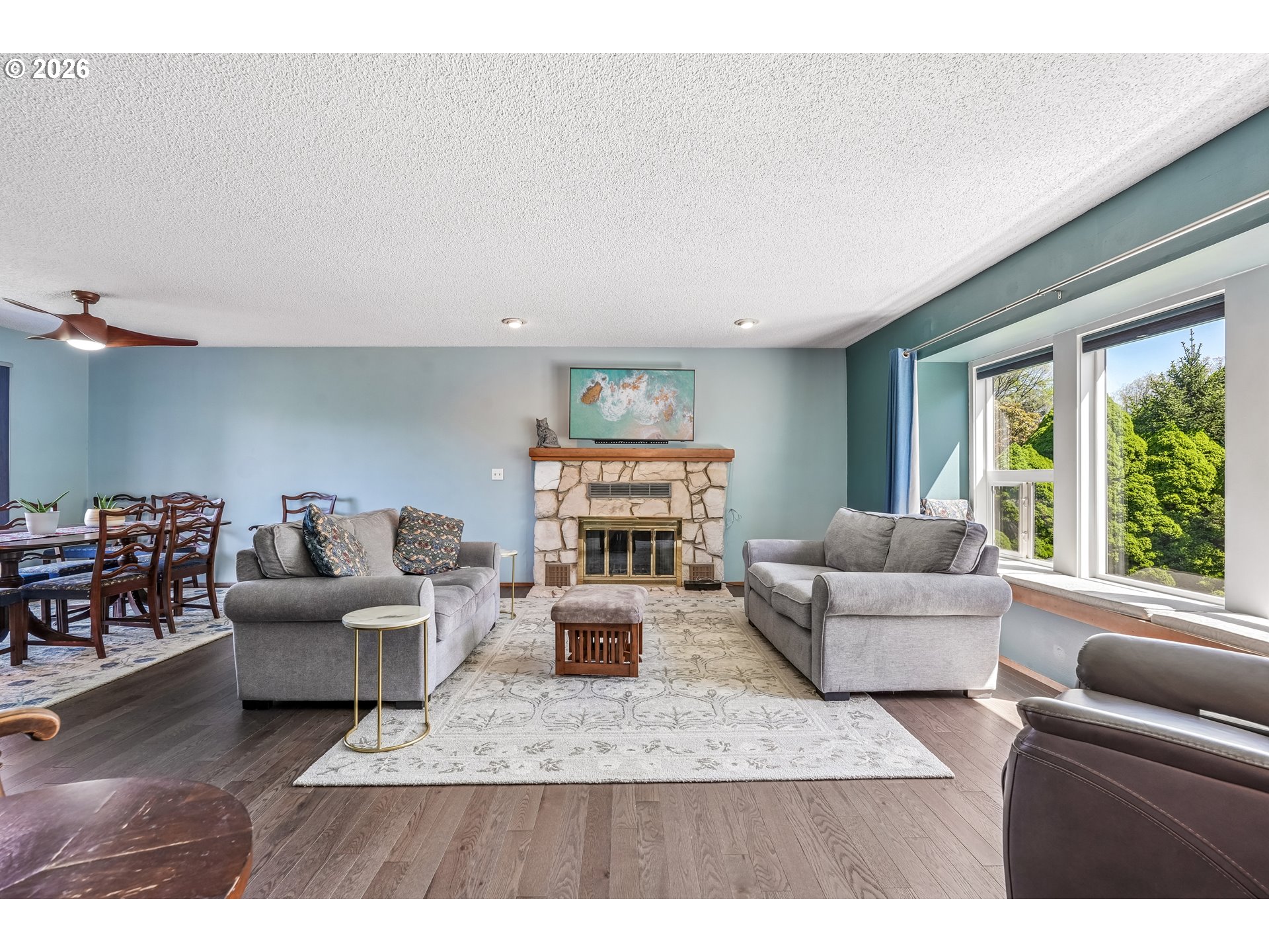 12215 SW CRESMOOR DR