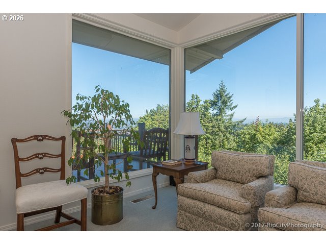 3800 SW HUMPHREY BLVD