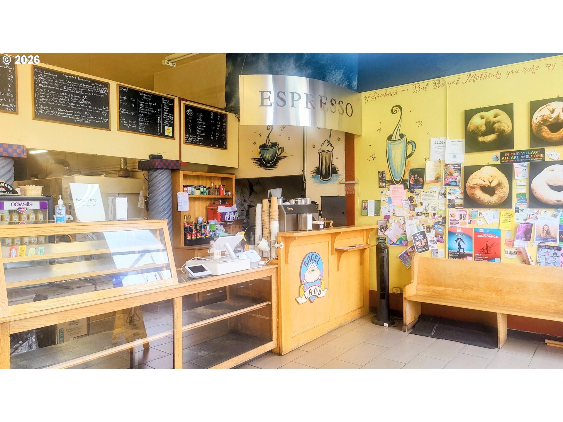 4118 NE FREMONT ST
