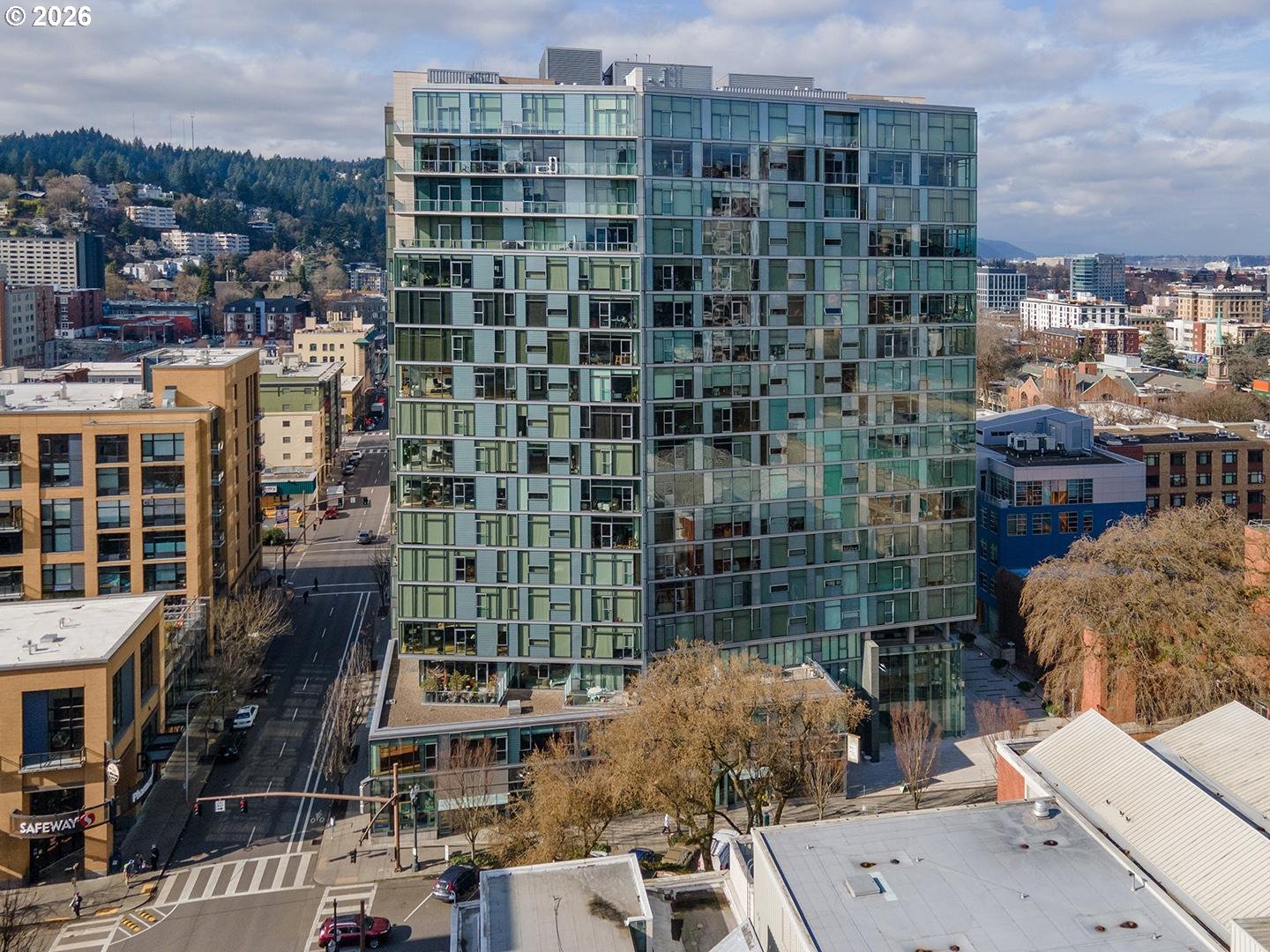 1221 SW 10TH AVE 1206