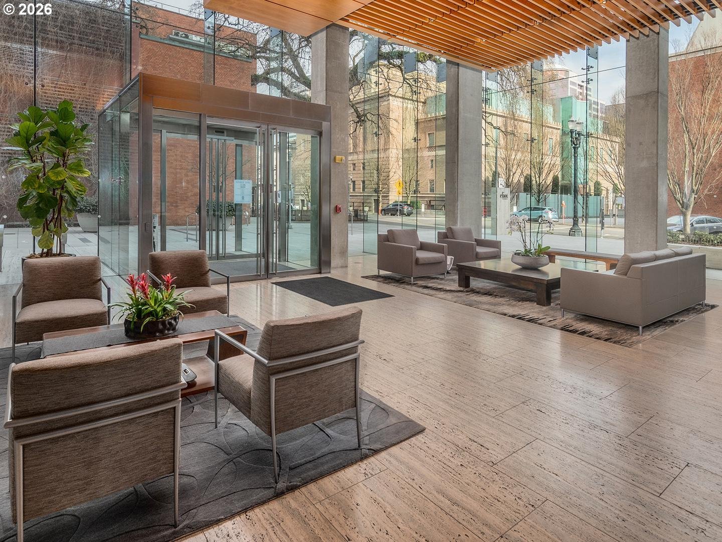 1221 SW 10TH AVE 1206