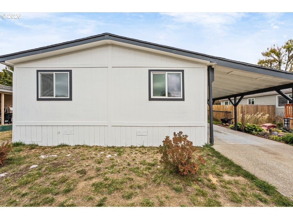 3300 MAIN ST 15