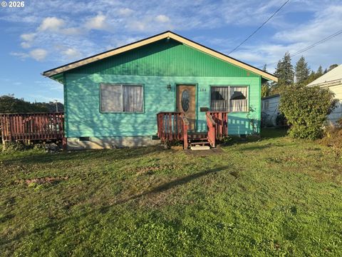 684 E 10th ST Coquille OR 97423