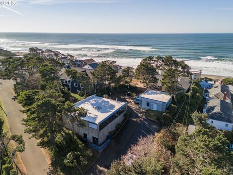 4333 SW COAST AVE Lincoln City OR 97367