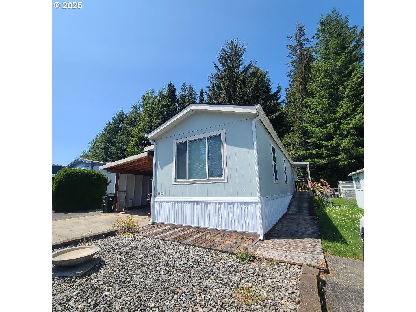 3250 SANDPIPER DR