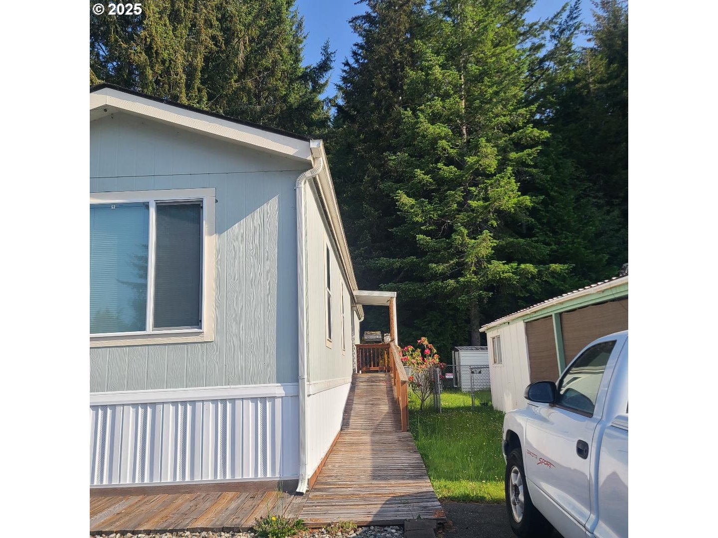 3250 SANDPIPER DR