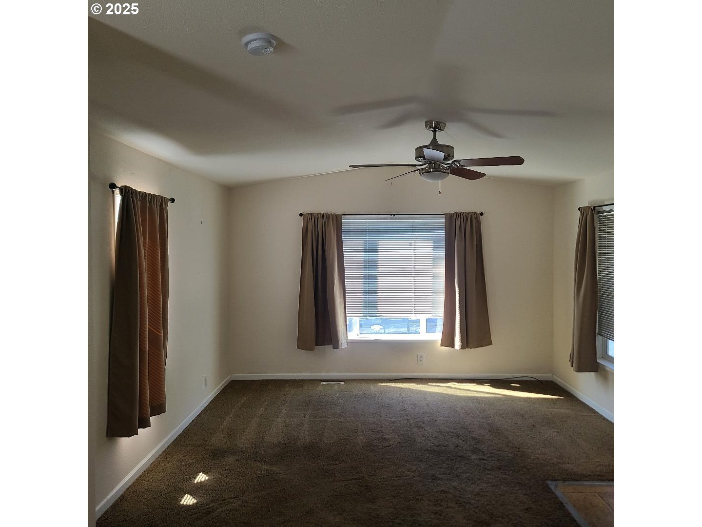 3250 SANDPIPER DR