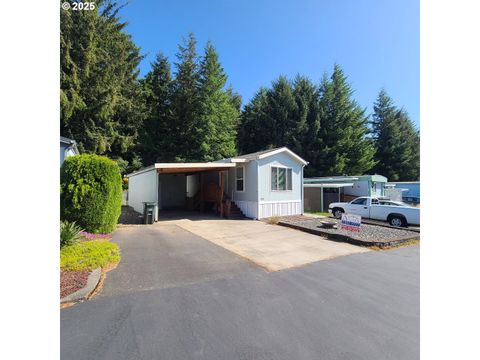 3250 SANDPIPER DR Coos Bay OR 97420