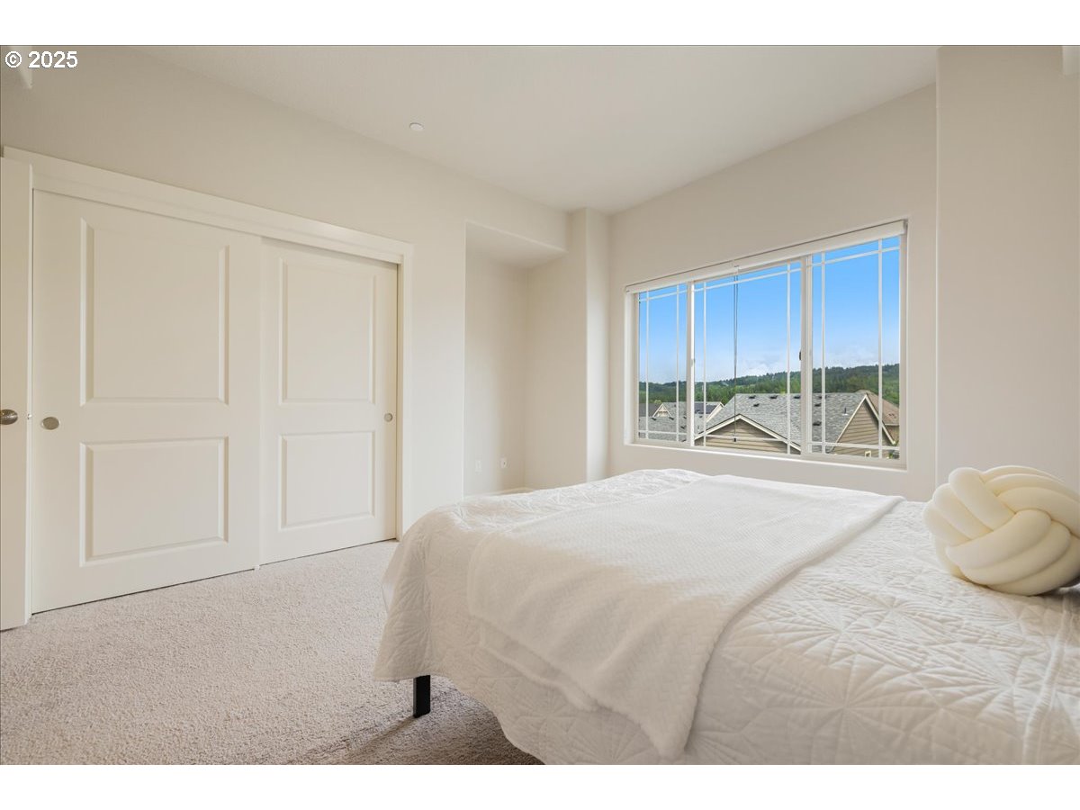 Portland, Oregon 97229, United States, 3 Bedrooms Bedrooms, ,4 BathroomsBathrooms,Residential,Active,131955