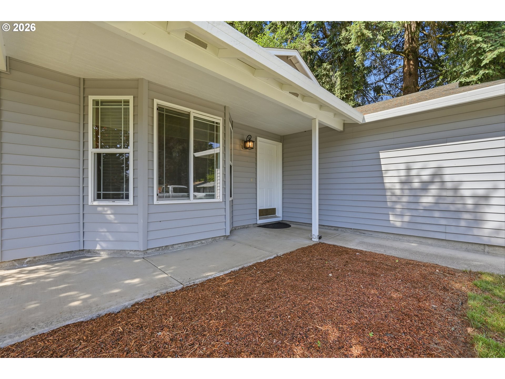 207 SE 11th CIR