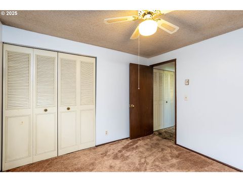 Tiny photo for 47711 Commercial St, Oakridge, OR 97463 (MLS # 506357384)