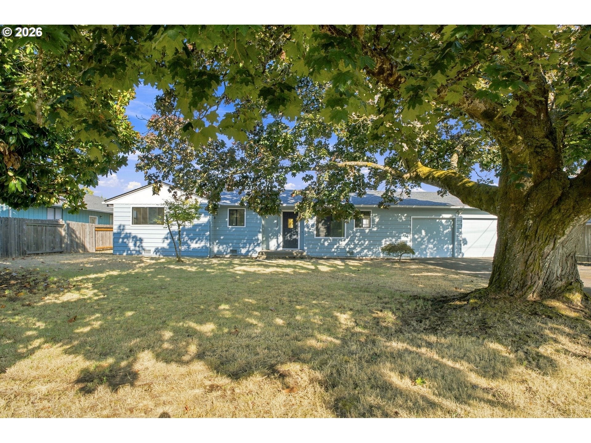 1099 ARCADIA DR