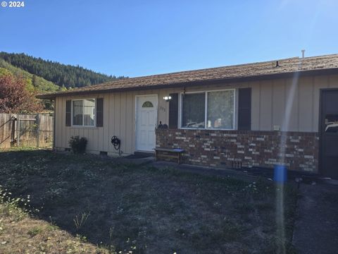 A home in Myrtle Creek