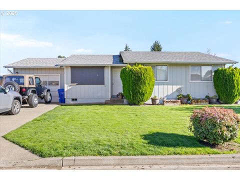 315 COLUMBIA LOOP RD Roseburg OR 97471