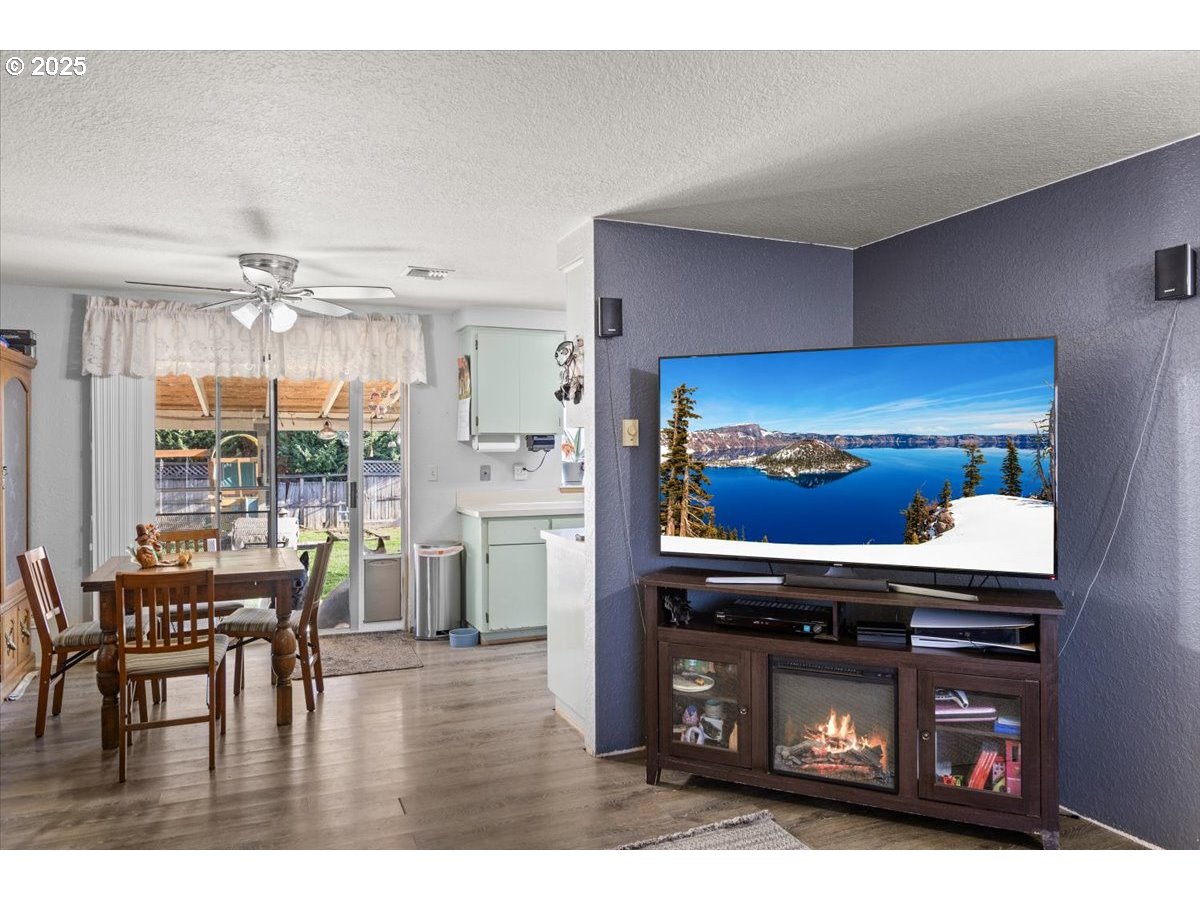 315 COLUMBIA LOOP RD