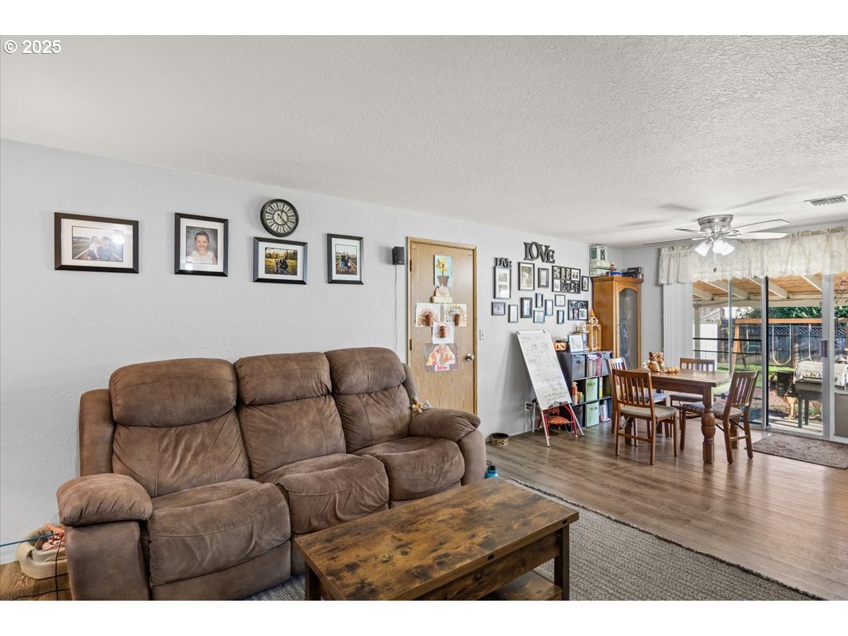 315 COLUMBIA LOOP RD