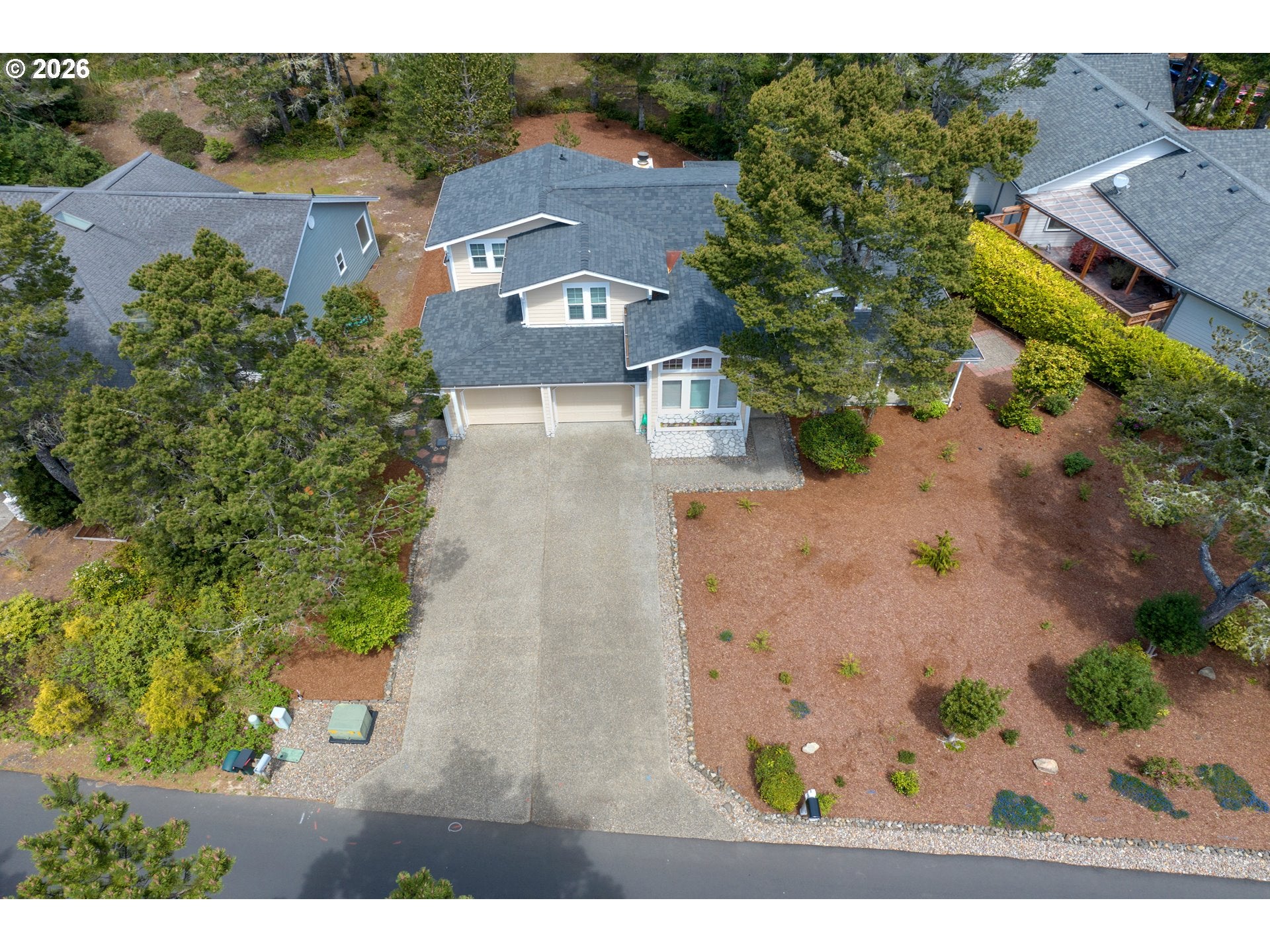 1009 ROYAL SAINT GEORGE DR