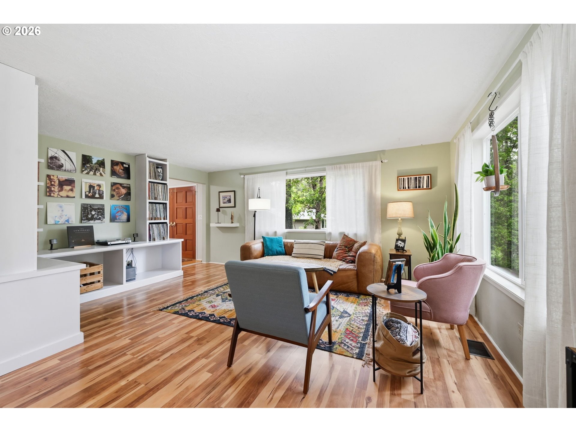 610 EMPRESS AVE