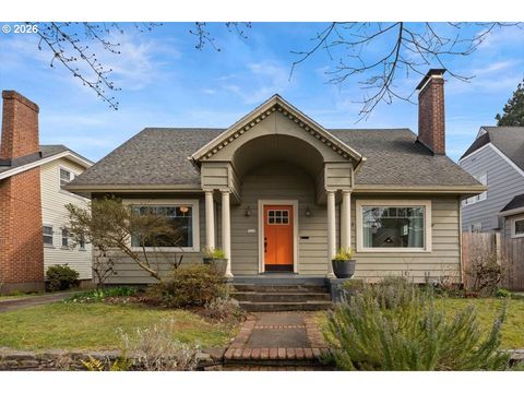 7204 N WASHBURNE AVE N Portland OR 97217