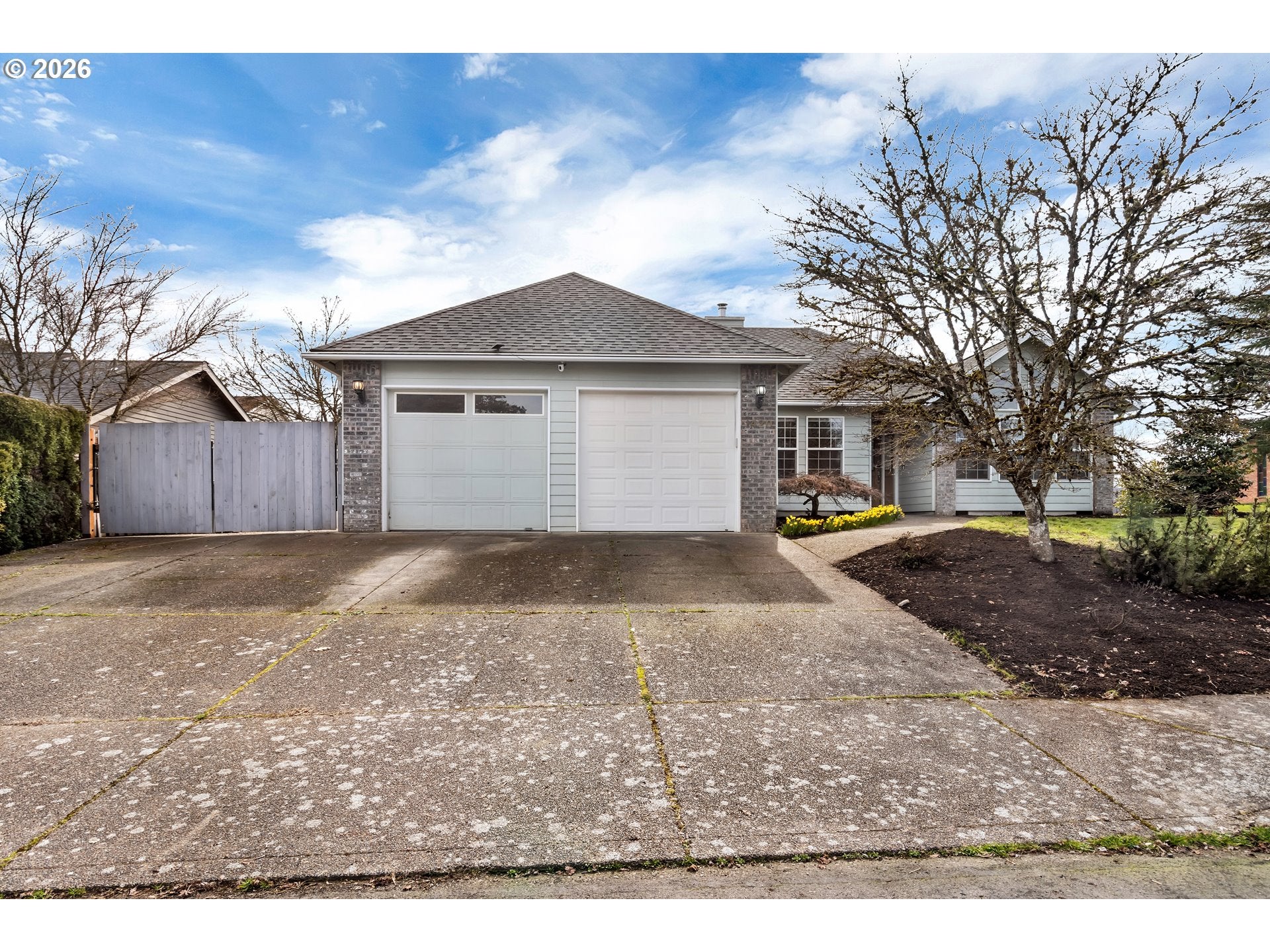 1420 NE HOFFMAN DR