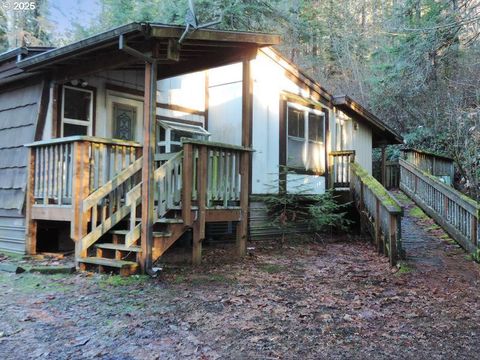 A home in Hood River