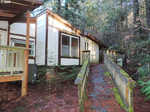 A home in Hood River