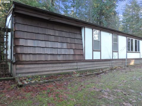 A home in Hood River