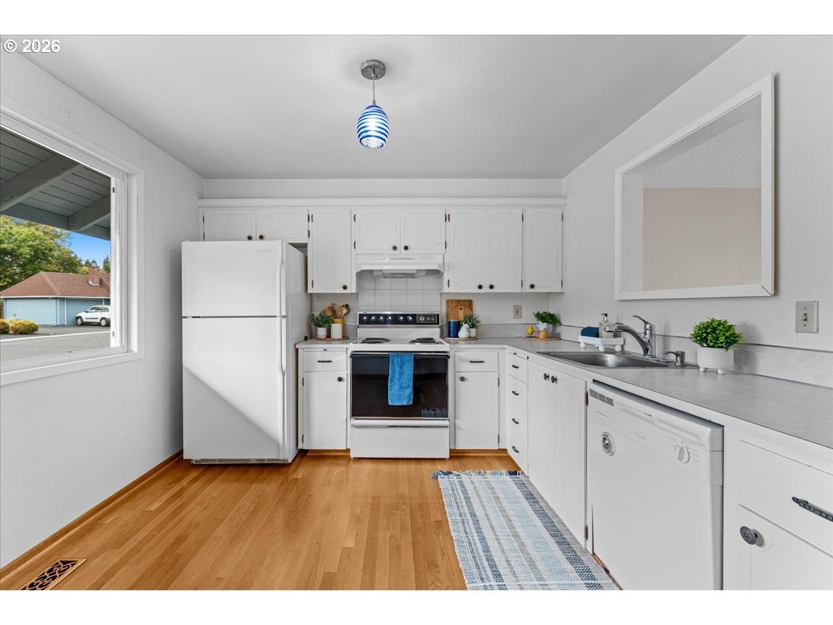 5290 SW COLONY CT
