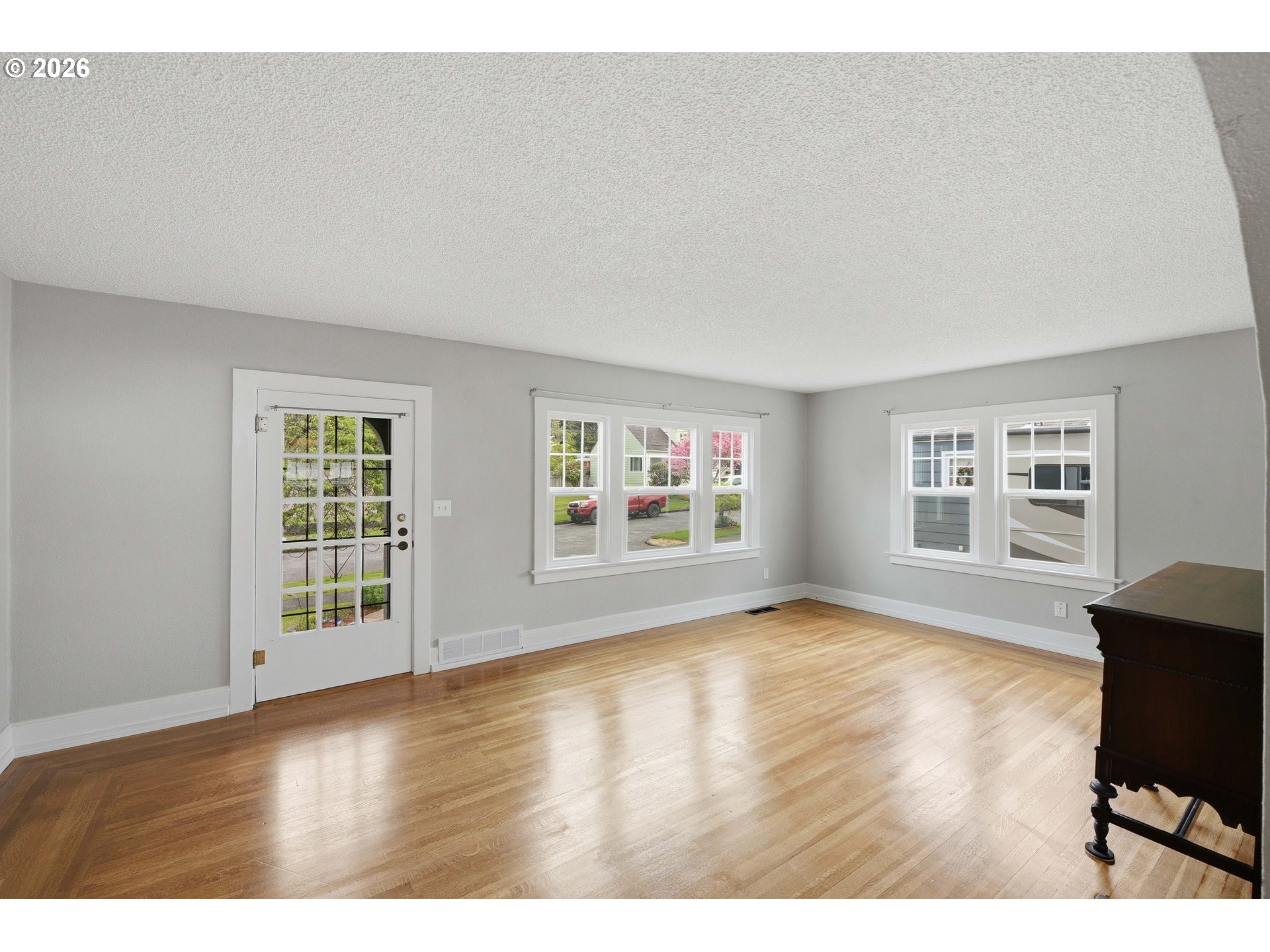 383 N FOLSOM ST