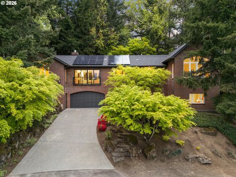 1430 SW HIGHLAND RD Portland OR 97221